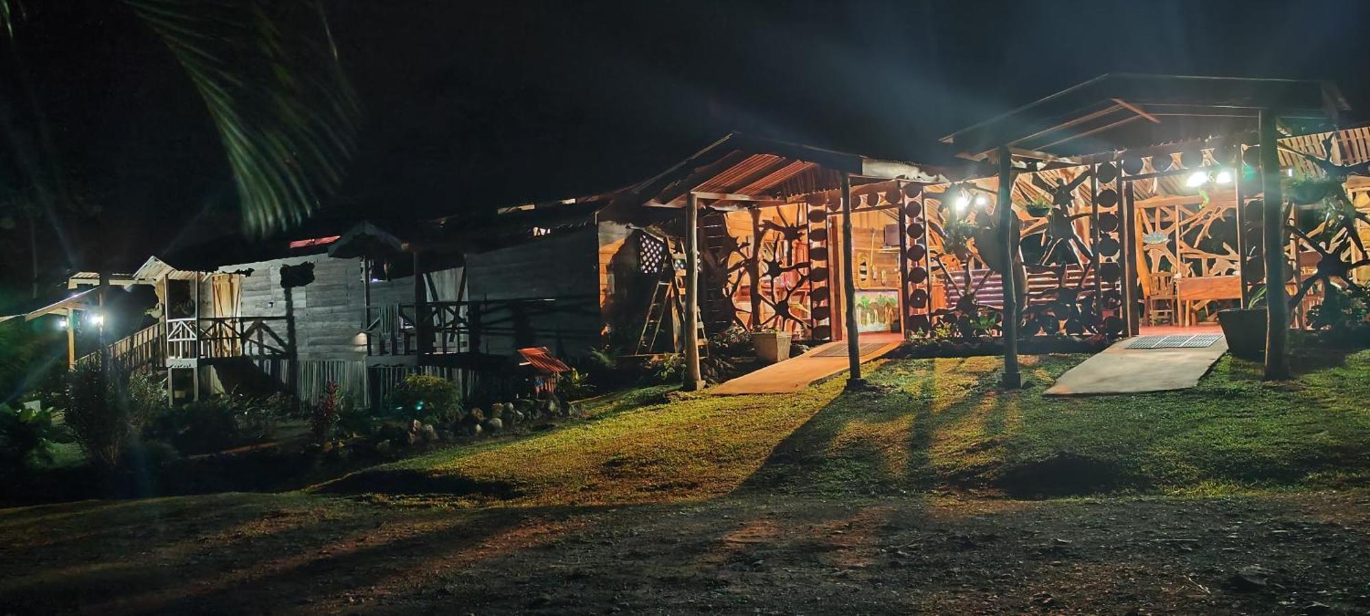 Oski Lodge, Rain Forest Rincon De La Vieja Upala Ngoại thất bức ảnh